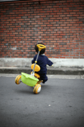 canon 5d mark III로 촬영한 자전거 타고 있는 워니 모습