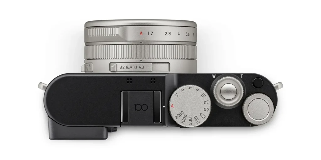 라이카 D-Lux 8 100주년 에디션의 상단 모습