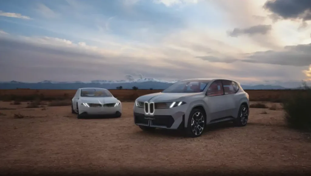 BMW 노이에 클라세 컨셉카 두 대 - 전용 전기차 플랫폼 비전
