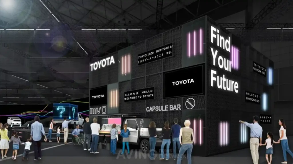 토요타의 미래 비전이 담긴 전시 부스. 'Find Your Future'라는 문구와 미래 모빌리티가 보인다.