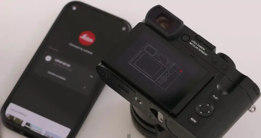 Leica Q3 펌웨어 v4.0.0 업데이트 화면 - Leica FOTOS 앱을 통한 무선 업데이트