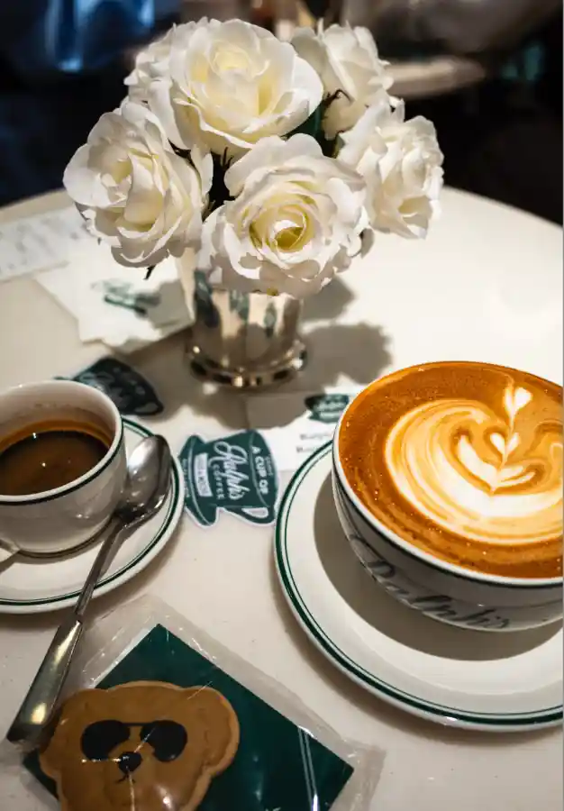 도쿄 오모테산도 랄프스 커피 에스프레소와 카페라떼, 폴로 베어 쿠키 세트