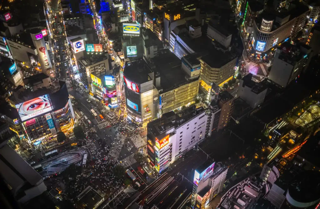 시부야 스카이 전망대에서 내려다본 시부야 스크램블 교차로 야경 전경