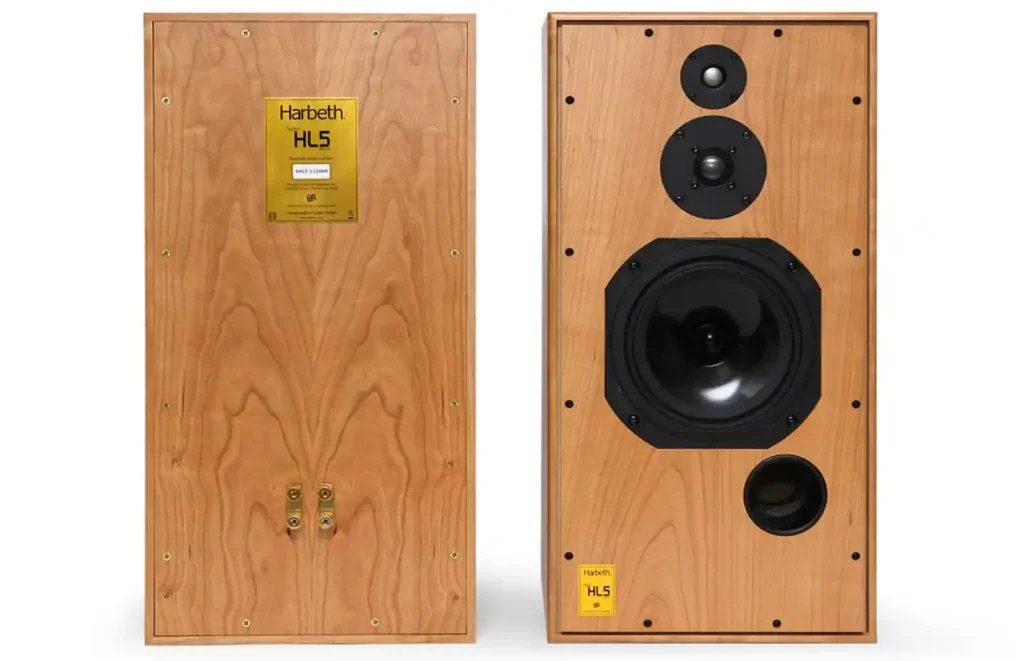 Harbeth HL5 북쉘프 스피커 전후면 - BBC 모니터 전통의 체리 우드 캐비닛과 3-way 드라이버 구성